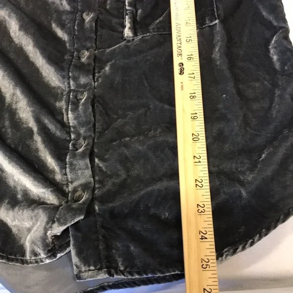 Anthropologie Pilcro Velvet blouse Women S gray Femme Button down Shirt - Picture 11 of 11